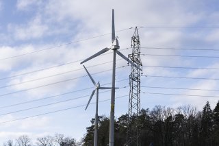 Les Suisses ont moins consommé d'électricité en 2022 et 2023 (archives). KEYSTONE/GAETAN BALLY